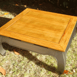 Table opium relookée, mise en valeur bois brut et patine métal acier